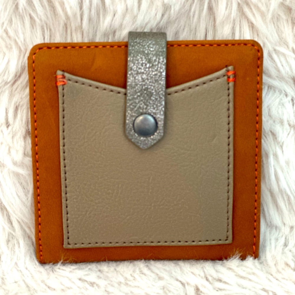 Abercrombie & Fitch Wallet